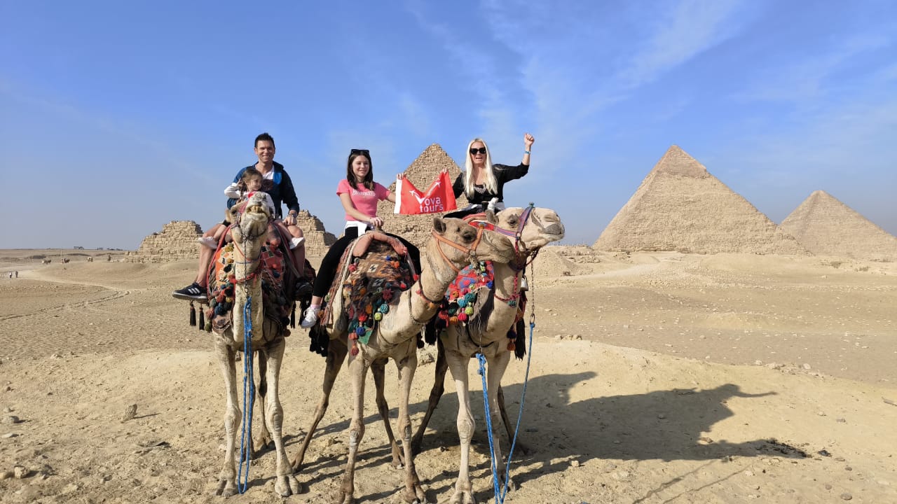 Cairo Day Trip from Sharm El Sheikh by Bus: Pyramids & Grand Egyptian Museum